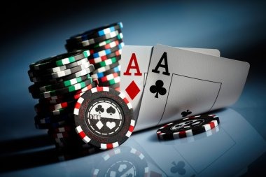 vivo88 live-dealer table with professional croupier